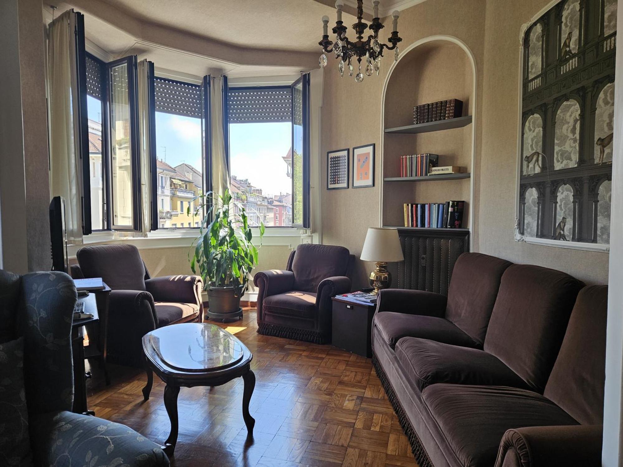 Homegallery - Elegante Appartamento Milanese 외부 사진