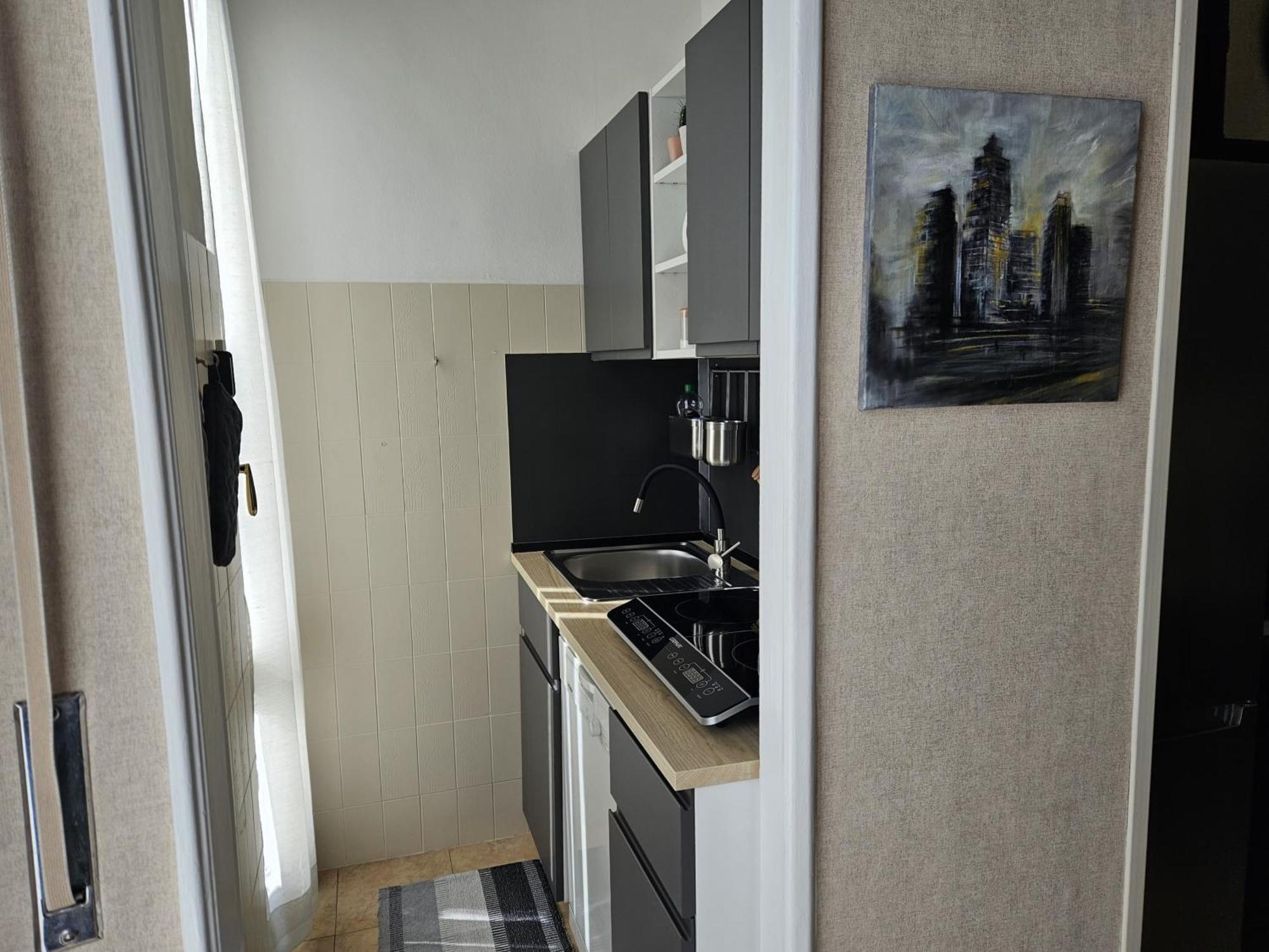 Homegallery - Elegante Appartamento Milanese 외부 사진